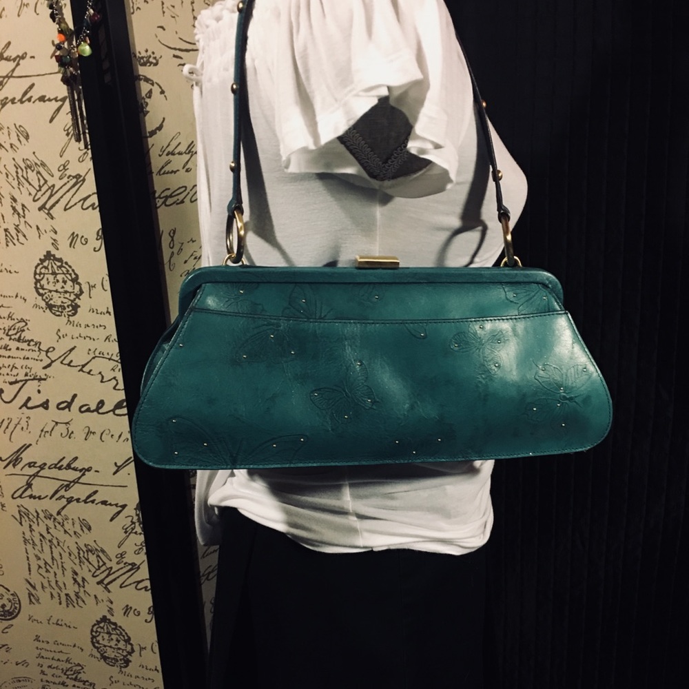 Leather bag